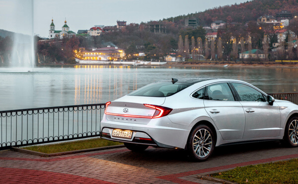 HYUNDAI SONATA (Хендай Соната)